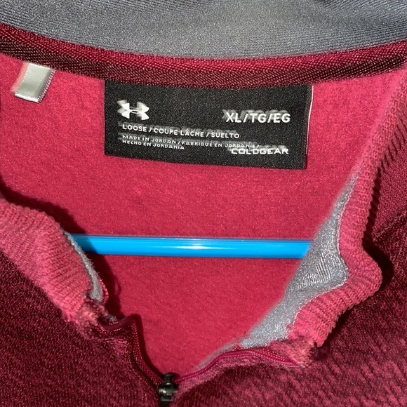 Red Under Armor hoodless hoodie *never worn* - Picture 2 of 4